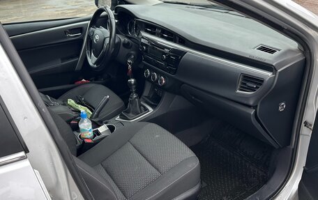 Toyota Corolla, 2013 год, 1 350 000 рублей, 23 фотография