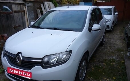 Renault Logan II, 2017 год, 1 050 000 рублей, 5 фотография