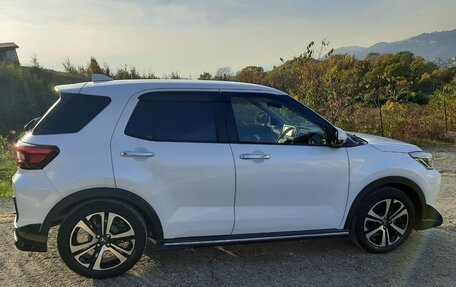 Daihatsu Rocky, 2021 год, 2 080 000 рублей, 7 фотография