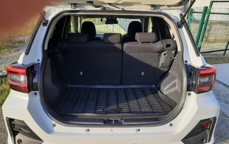 Daihatsu Rocky, 2021 год, 2 080 000 рублей, 10 фотография