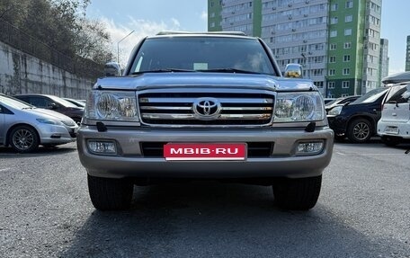 Toyota Land Cruiser 100 рестайлинг 2, 2005 год, 4 500 000 рублей, 1 фотография