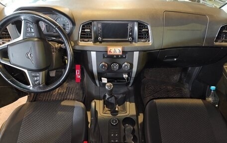 ЛуАЗ Patriot, 2017 год, 1 100 000 рублей, 6 фотография