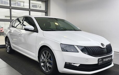 Skoda Octavia, 2018 год, 1 900 000 рублей, 3 фотография