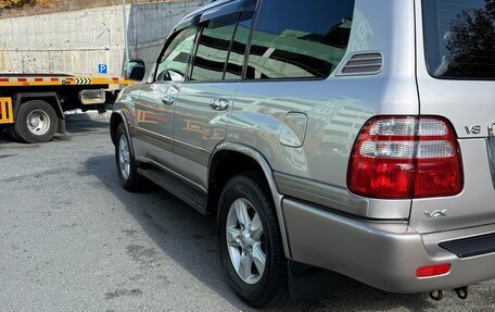 Toyota Land Cruiser 100 рестайлинг 2, 2005 год, 4 500 000 рублей, 6 фотография
