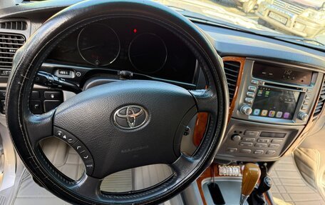 Toyota Land Cruiser 100 рестайлинг 2, 2005 год, 4 500 000 рублей, 15 фотография