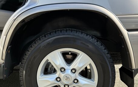 Toyota Land Cruiser 100 рестайлинг 2, 2005 год, 4 500 000 рублей, 16 фотография