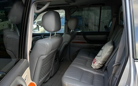 Toyota Land Cruiser 100 рестайлинг 2, 2005 год, 4 500 000 рублей, 9 фотография