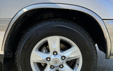 Toyota Land Cruiser 100 рестайлинг 2, 2005 год, 4 500 000 рублей, 18 фотография