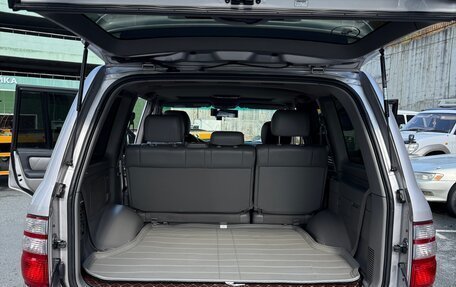 Toyota Land Cruiser 100 рестайлинг 2, 2005 год, 4 500 000 рублей, 20 фотография