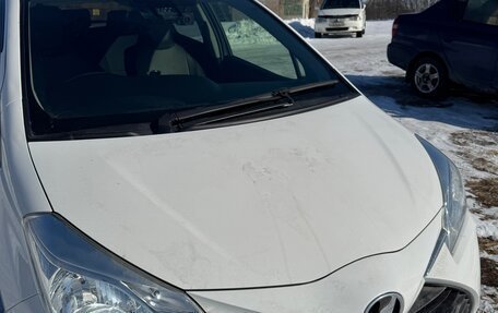 Toyota Vitz, 2017 год, 780 000 рублей, 4 фотография