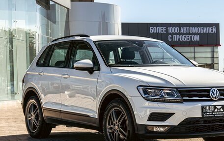 Volkswagen Tiguan II, 2020 год, 1 865 000 рублей, 7 фотография