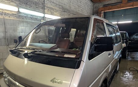 Nissan Largo III (W30), 1990 год, 350 000 рублей, 1 фотография