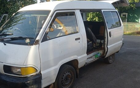 Daihatsu Delta Wagon II, 1991 год, 140 000 рублей, 2 фотография