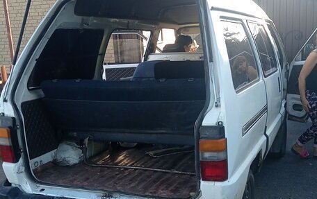 Daihatsu Delta Wagon II, 1991 год, 140 000 рублей, 3 фотография