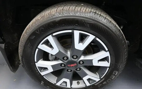 Toyota 4Runner, 2025 год, 8 500 000 рублей, 14 фотография