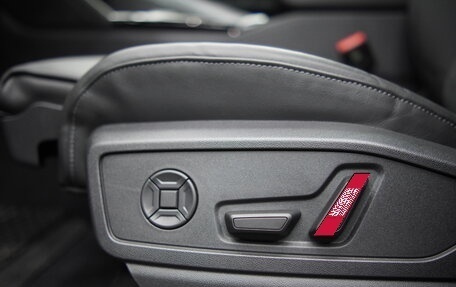 Audi Q5, 2025 год, 11 490 000 рублей, 14 фотография