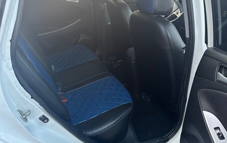 Hyundai Solaris II рестайлинг, 2015 год, 680 000 рублей, 9 фотография