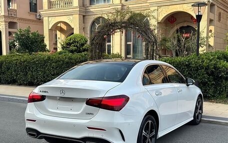 Mercedes-Benz A-Класс, 2022 год, 2 030 000 рублей, 4 фотография