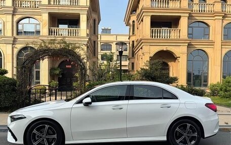 Mercedes-Benz A-Класс, 2022 год, 2 030 000 рублей, 6 фотография