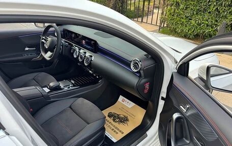 Mercedes-Benz A-Класс, 2022 год, 2 030 000 рублей, 11 фотография