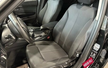 BMW 3 серия, 2017 год, 1 990 000 рублей, 16 фотография