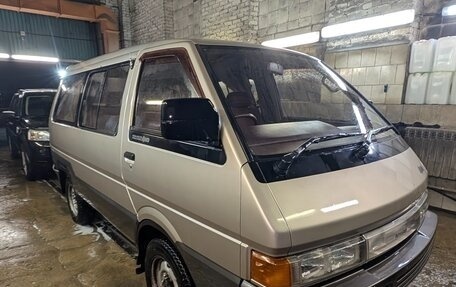 Nissan Largo III (W30), 1990 год, 350 000 рублей, 2 фотография