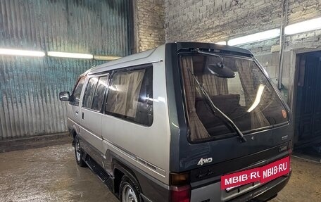 Nissan Largo III (W30), 1990 год, 350 000 рублей, 4 фотография