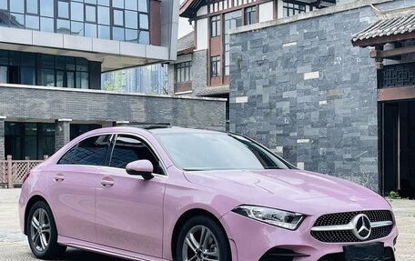 Mercedes-Benz A-Класс, 2022 год, 1 750 000 рублей, 2 фотография