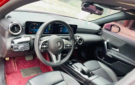 Mercedes-Benz A-Класс, 2022 год, 1 750 000 рублей, 12 фотография