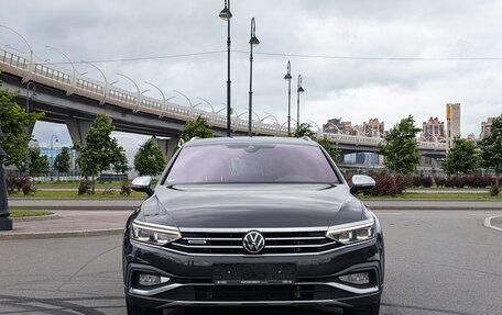Volkswagen Passat B8 рестайлинг, 2021 год, 3 900 000 рублей, 2 фотография