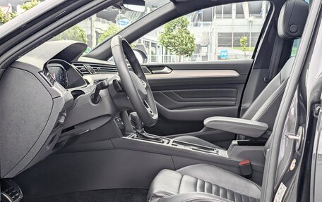Volkswagen Passat B8 рестайлинг, 2021 год, 3 900 000 рублей, 15 фотография