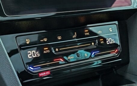 Volkswagen Passat B8 рестайлинг, 2021 год, 3 900 000 рублей, 23 фотография