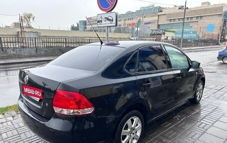 Volkswagen Polo VI (EU Market), 2011 год, 625 000 рублей, 3 фотография