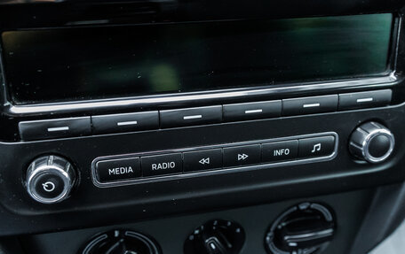 Skoda Rapid I, 2015 год, 933 000 рублей, 24 фотография