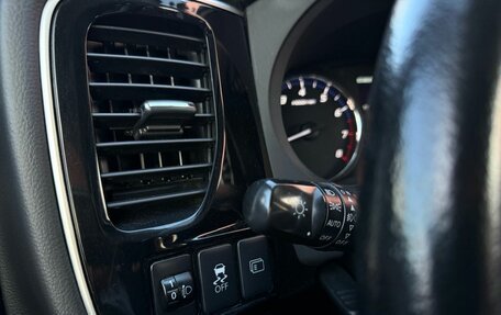 Mitsubishi Outlander III рестайлинг 3, 2014 год, 1 580 000 рублей, 14 фотография