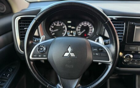 Mitsubishi Outlander III рестайлинг 3, 2014 год, 1 580 000 рублей, 12 фотография