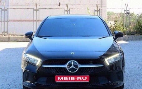 Mercedes-Benz A-Класс, 2021 год, 1 979 000 рублей, 1 фотография