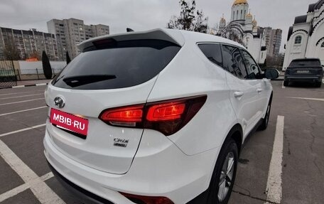 Hyundai Santa Fe III рестайлинг, 2018 год, 2 750 000 рублей, 13 фотография