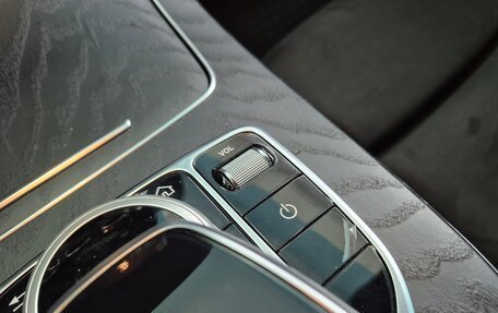 Mercedes-Benz E-Класс, 2019 год, 4 500 000 рублей, 15 фотография