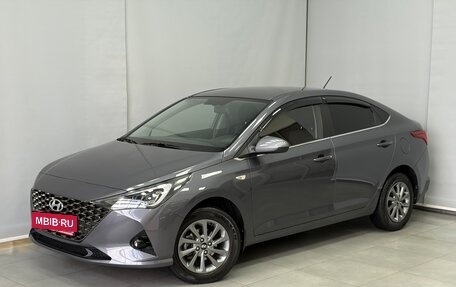 Hyundai Solaris II рестайлинг, 2021 год, 1 895 000 рублей, 2 фотография
