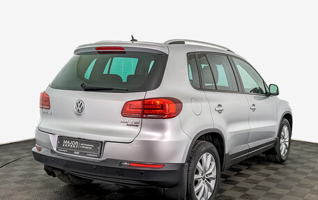 Volkswagen Tiguan I, 2016 год, 2 010 000 рублей, 5 фотография