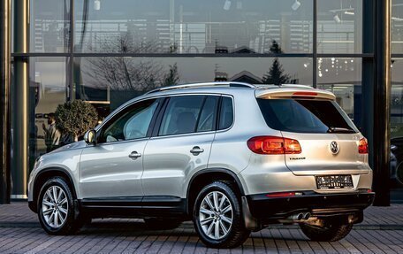 Volkswagen Tiguan I, 2011 год, 1 095 000 рублей, 4 фотография