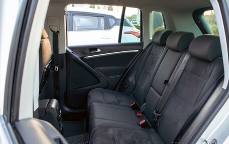 Volkswagen Tiguan I, 2011 год, 1 095 000 рублей, 16 фотография