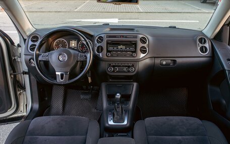 Volkswagen Tiguan I, 2011 год, 1 095 000 рублей, 13 фотография