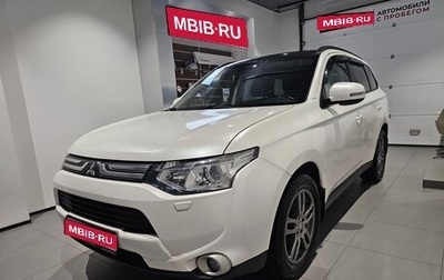Mitsubishi Outlander III рестайлинг 3, 2013 год, 1 219 000 рублей, 1 фотография