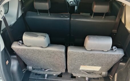 Toyota Sienta II, 2018 год, 1 750 000 рублей, 12 фотография