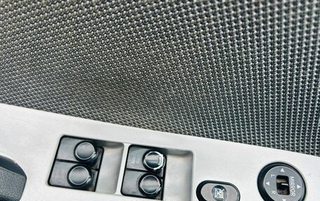 Hyundai Solaris II рестайлинг, 2011 год, 550 000 рублей, 4 фотография