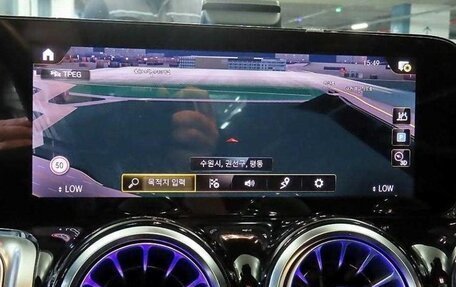 Mercedes-Benz GLB, 2022 год, 2 879 000 рублей, 12 фотография