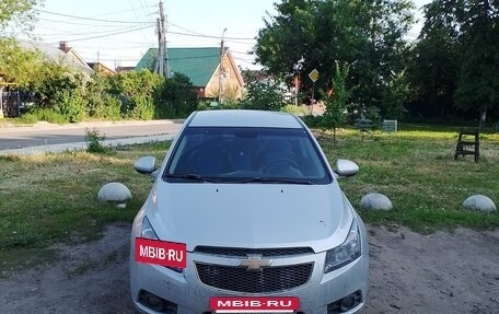 Chevrolet Cruze II, 2012 год, 750 000 рублей, 3 фотография