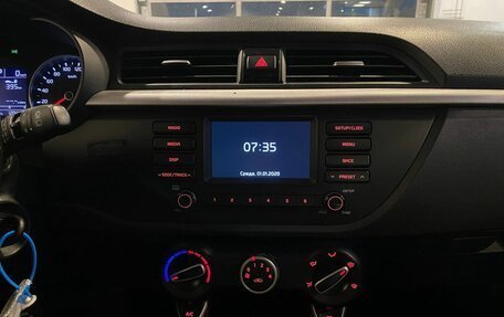 KIA Rio IV, 2018 год, 1 300 000 рублей, 13 фотография